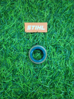 Сальник коленвала на бензопилу STIHL MS 241 (15х24х7) левый 9640-003-1570