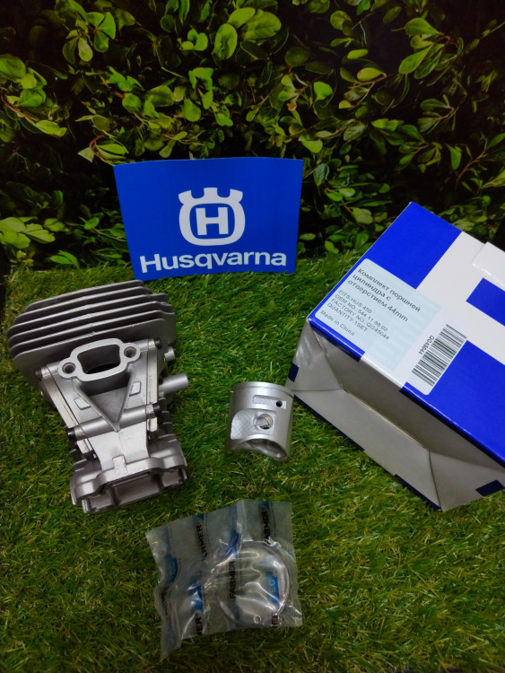 Цилиндр с поршнем 44мм, на бензопилу Husqvarna 450 (5441198-02) FarmerTec QG45044 Цилиндр с поршнем 44мм, на бензопилу Husqvarna 450 (5441198-02) FarmerTec QG45044