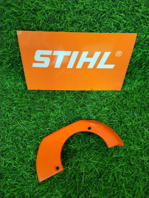 Защитная пластина на бензопилу STIHL MS 260 1121-084-8202 Защитная пластина на бензопилу STIHL MS 260 1121-084-8202